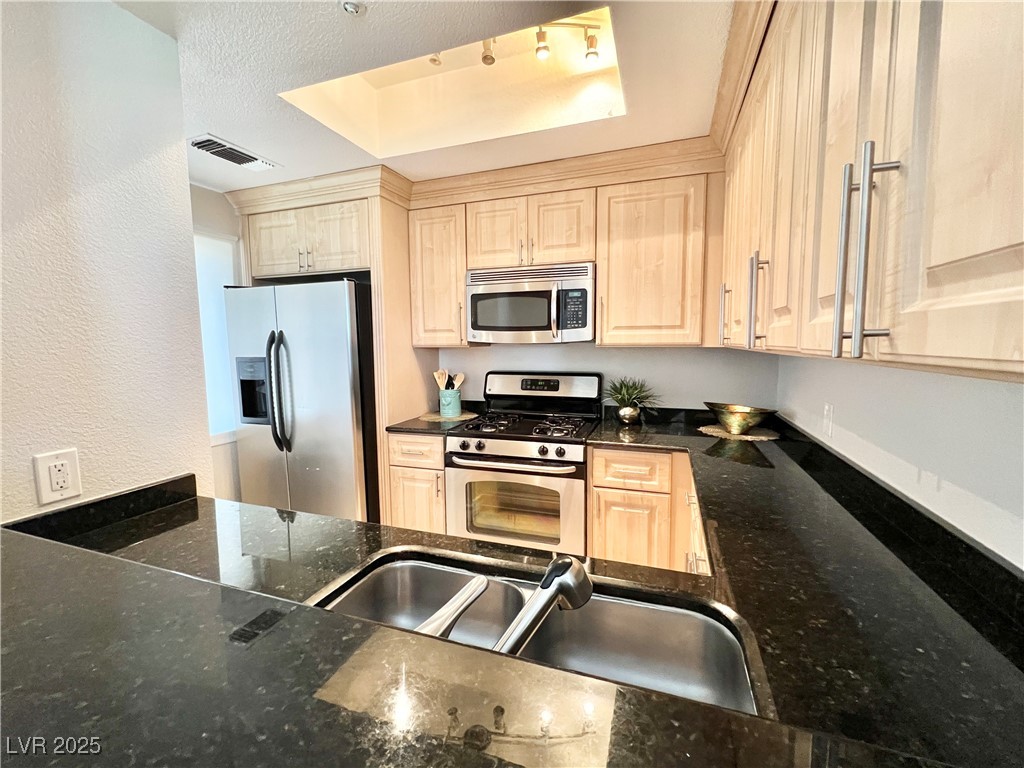 220 FLAMINGO Road 417