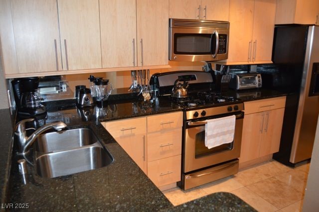 220 East Flamingo Road 104