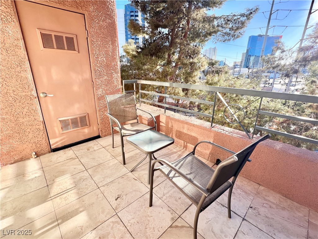 220 East Flamingo Road 322