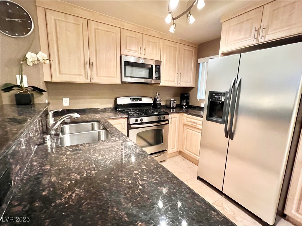 220 East Flamingo Road 322