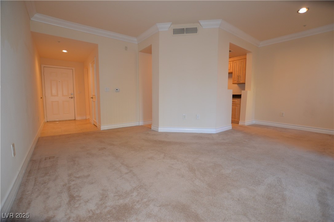 260 Flamingo Road 102