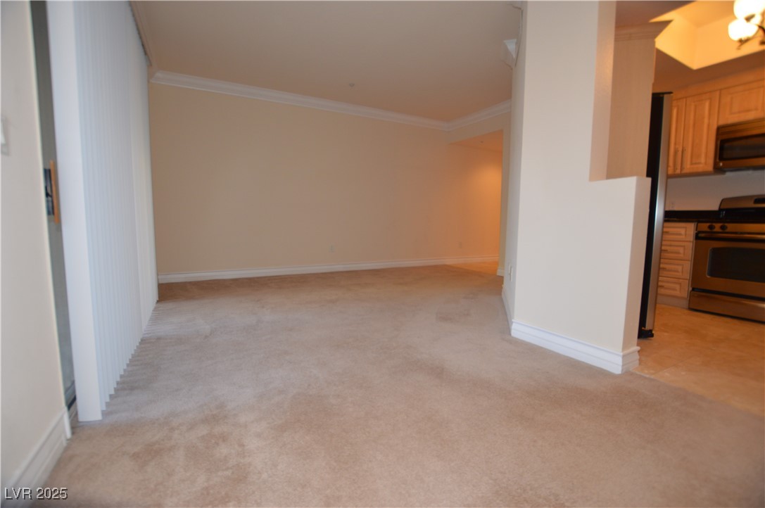 260 Flamingo Road 102