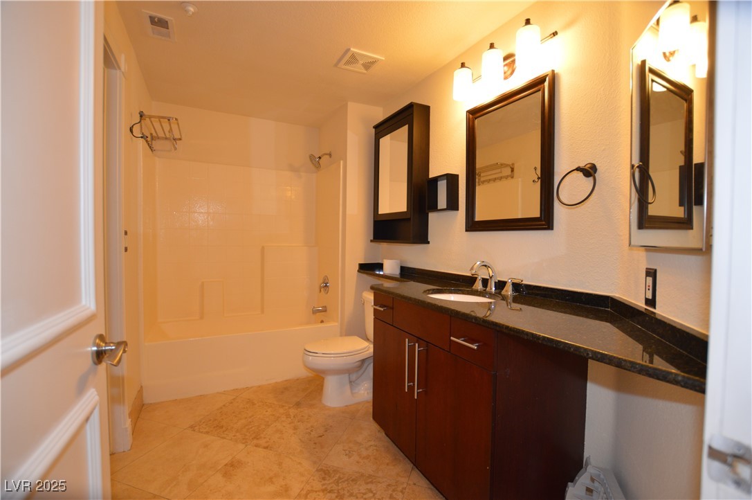 270 East Flamingo Road 135