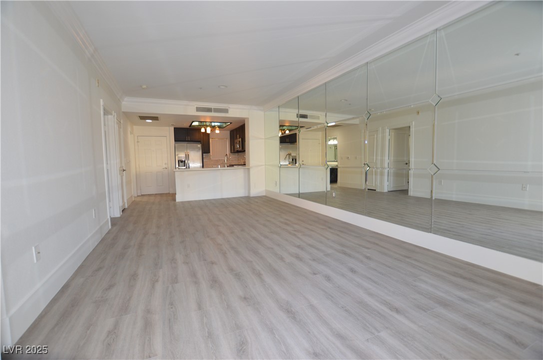 270 Flamingo Road 335