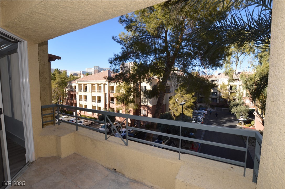 270 Flamingo Road 335