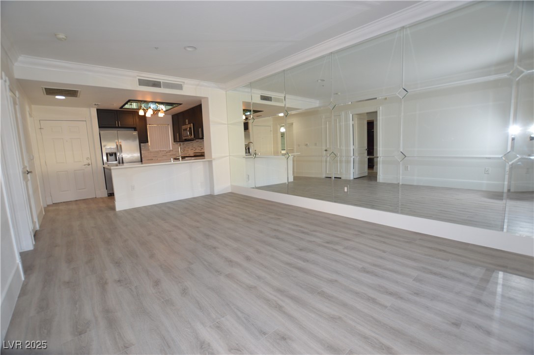 270 Flamingo Road 335