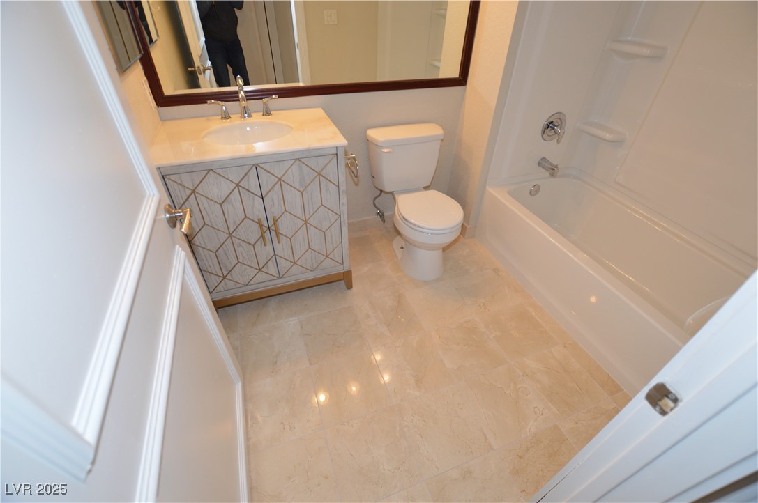 270 East Flamingo Road 107