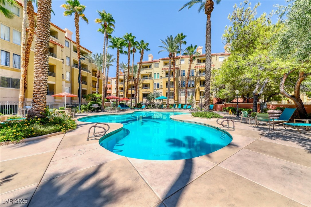 270 East Flamingo Road 107