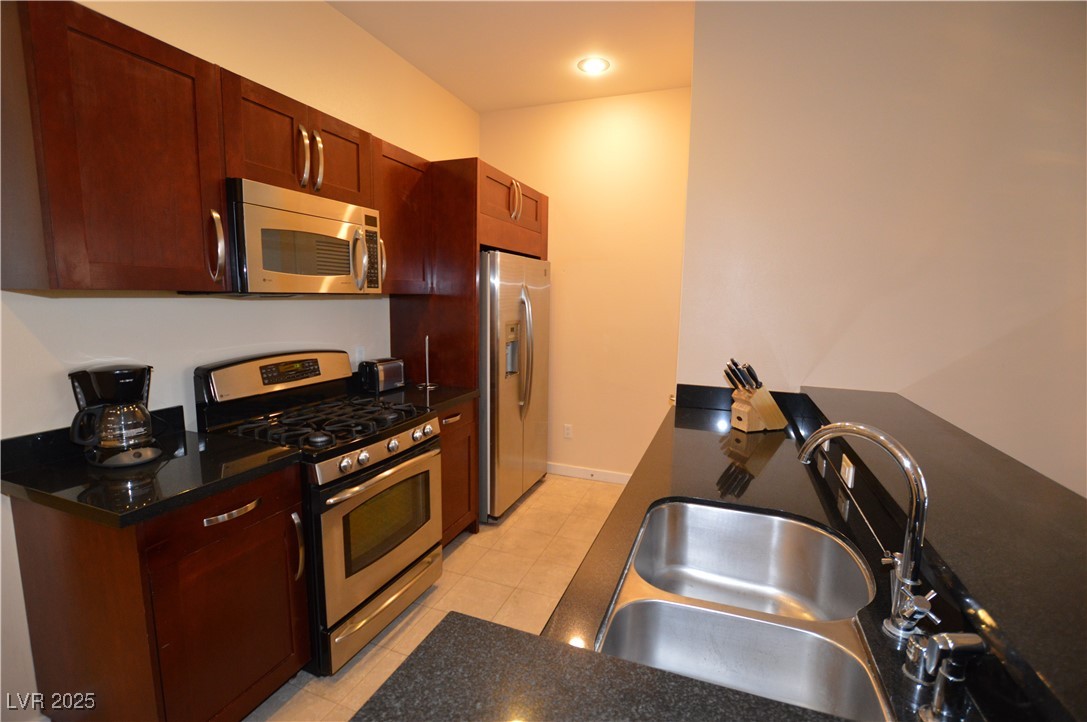 4585 Dean Martin Drive 205