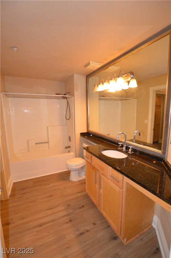 220 Flamingo Road 116