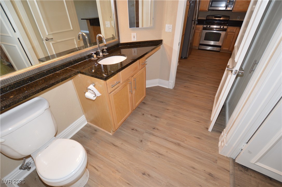 220 Flamingo Road 116