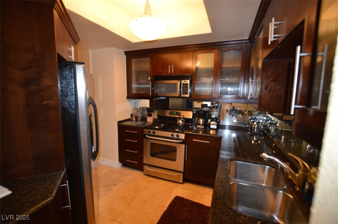 230 East FLAMINGO Road 230