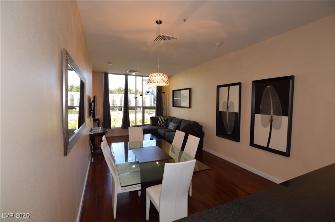 4585 DEAN MARTIN Drive 205