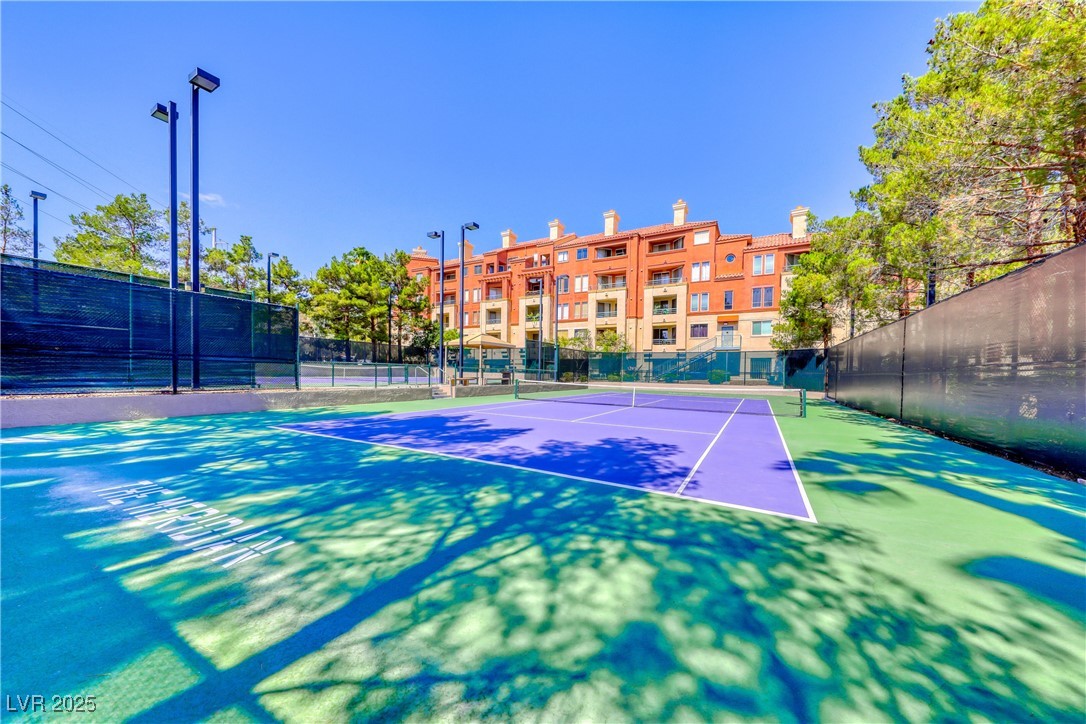 270 East Flamingo Road 106