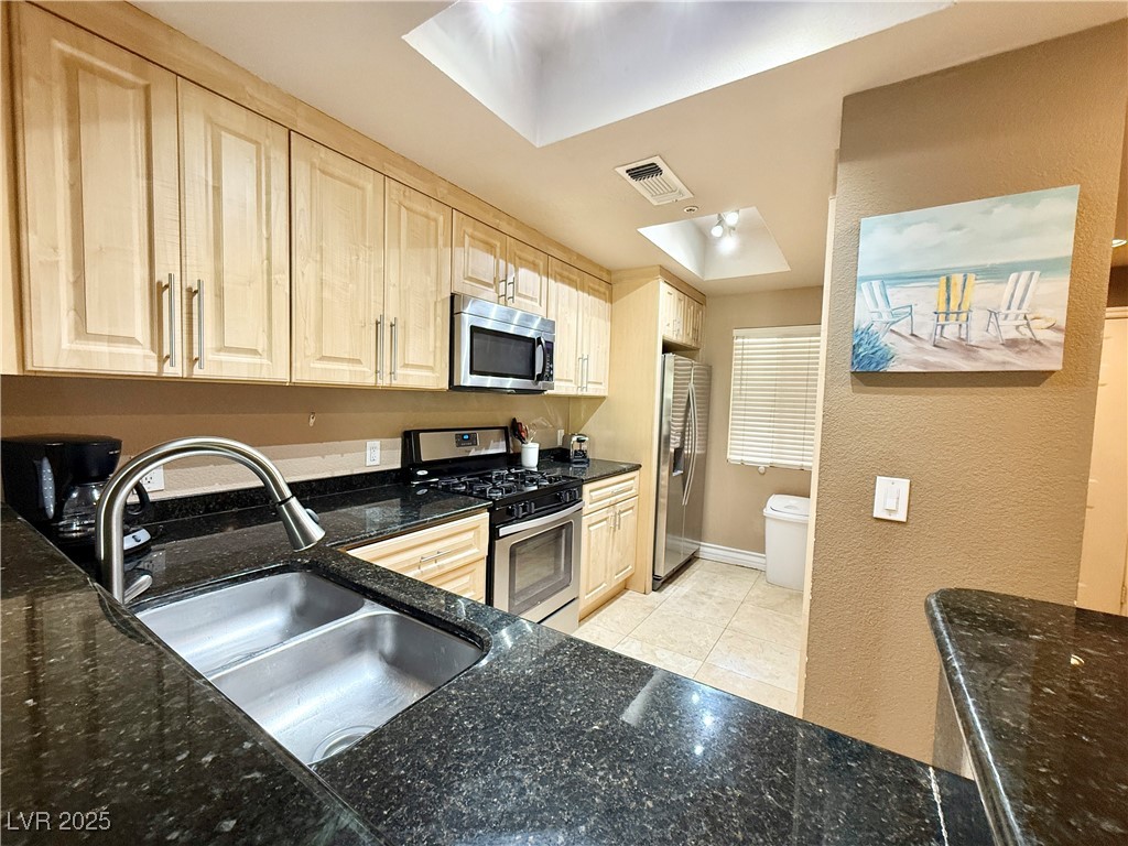 210 East Flamingo Road 215