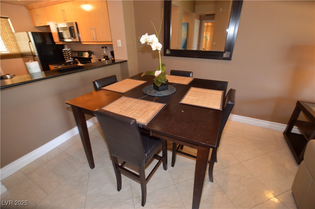 220 East FLAMINGO Road 327