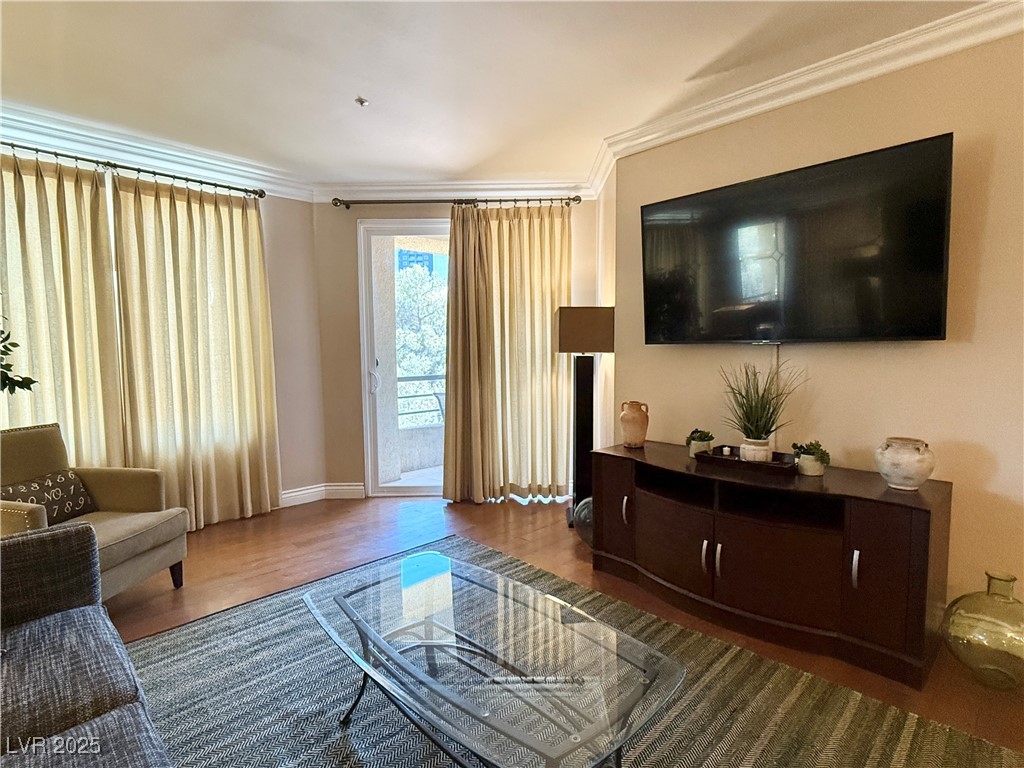 210 FLAMINGO Road 206