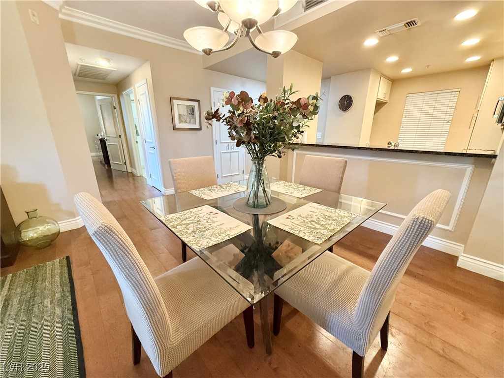 210 FLAMINGO Road 206