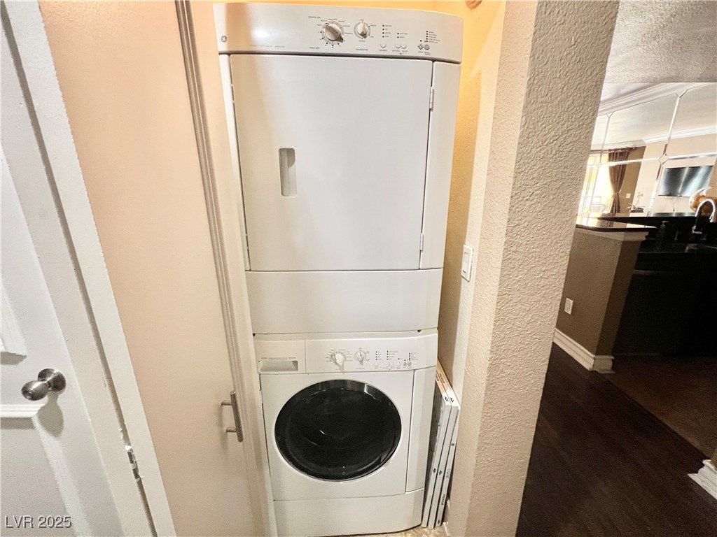 230 East Flamingo Road 215