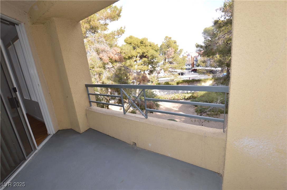 230 East FLAMINGO Road 227