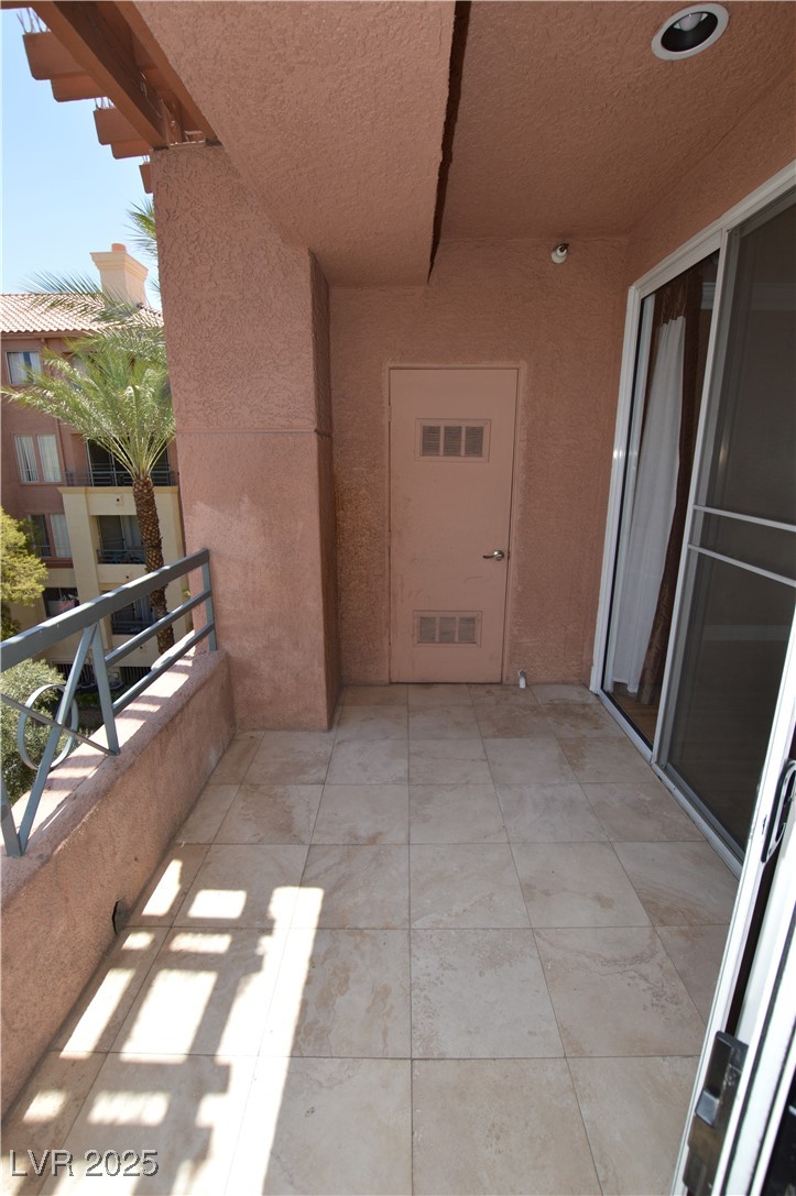 220 FLAMINGO Road 334