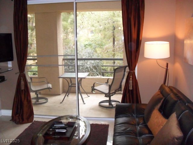 220 Flamingo Road 107