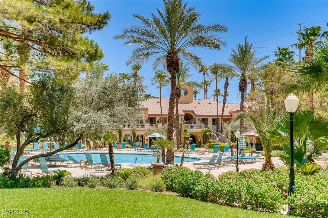 210 East Flamingo Road 113