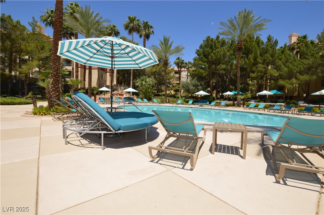 210 East Flamingo Road 113