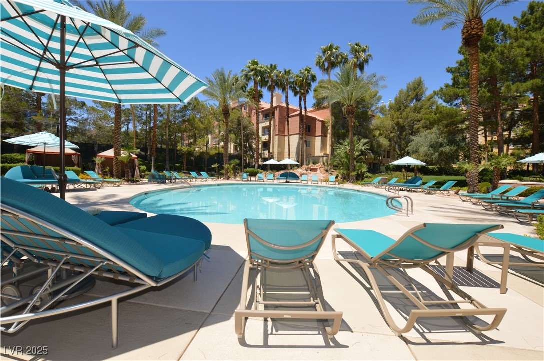 210 East Flamingo Road 113