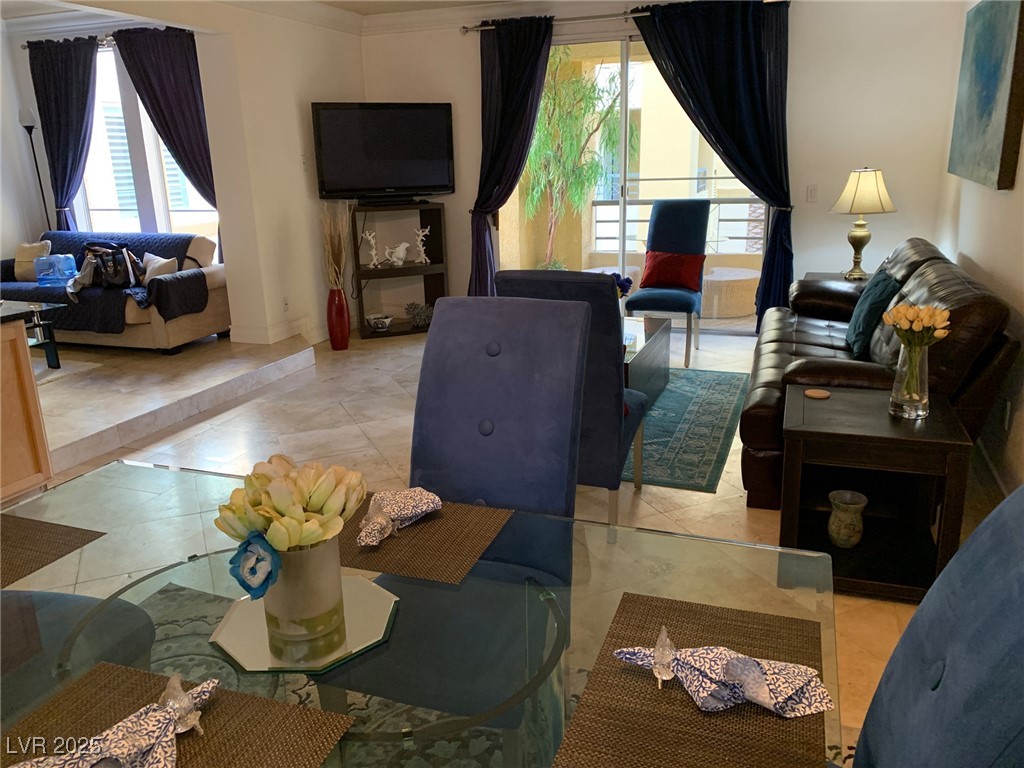 210 East FLAMINGO Road 201