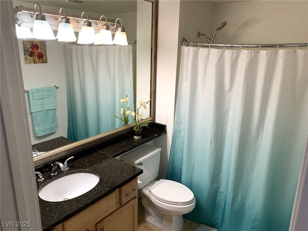 210 East FLAMINGO Road 201