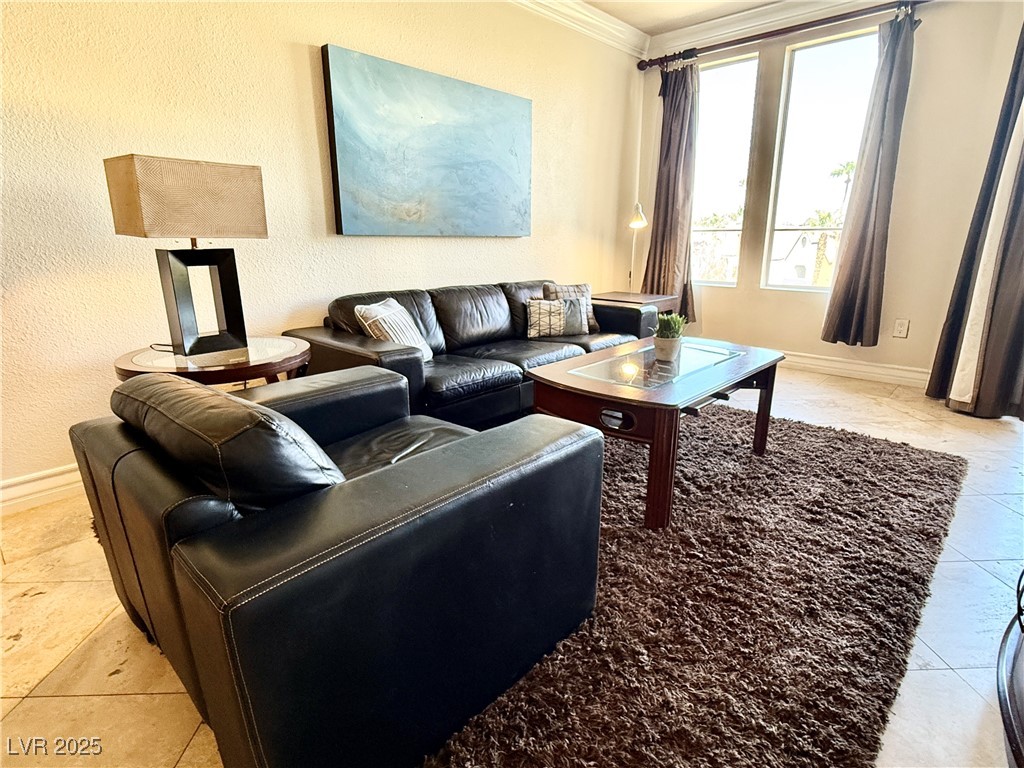 230 FLAMINGO Road 323