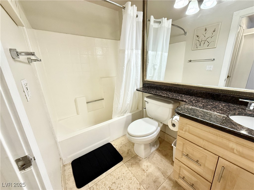 230 FLAMINGO Road 323