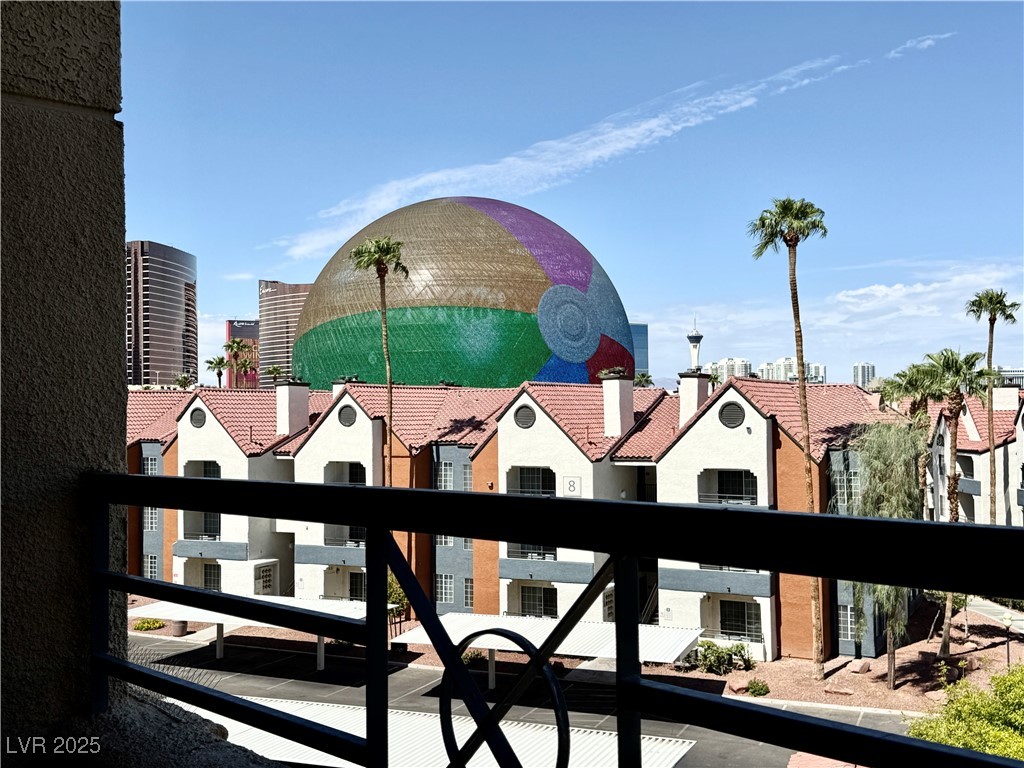 230 FLAMINGO Road 323