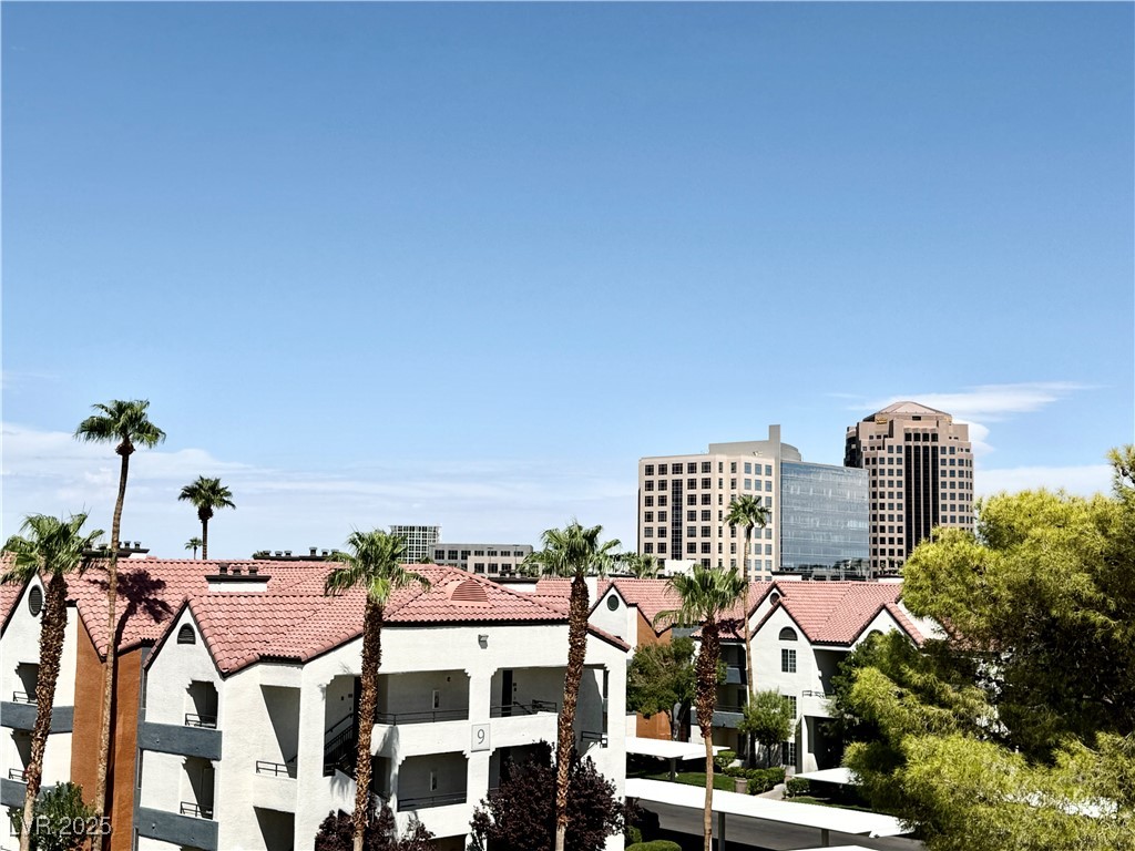 230 FLAMINGO Road 323