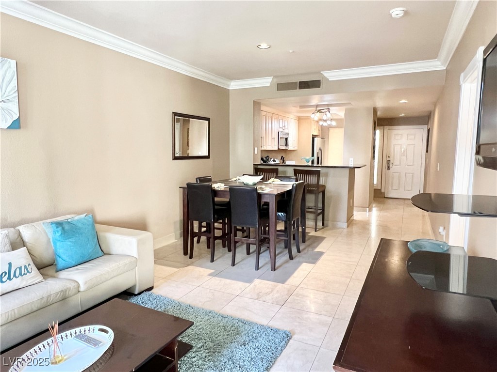 260 East Flamingo Road 204