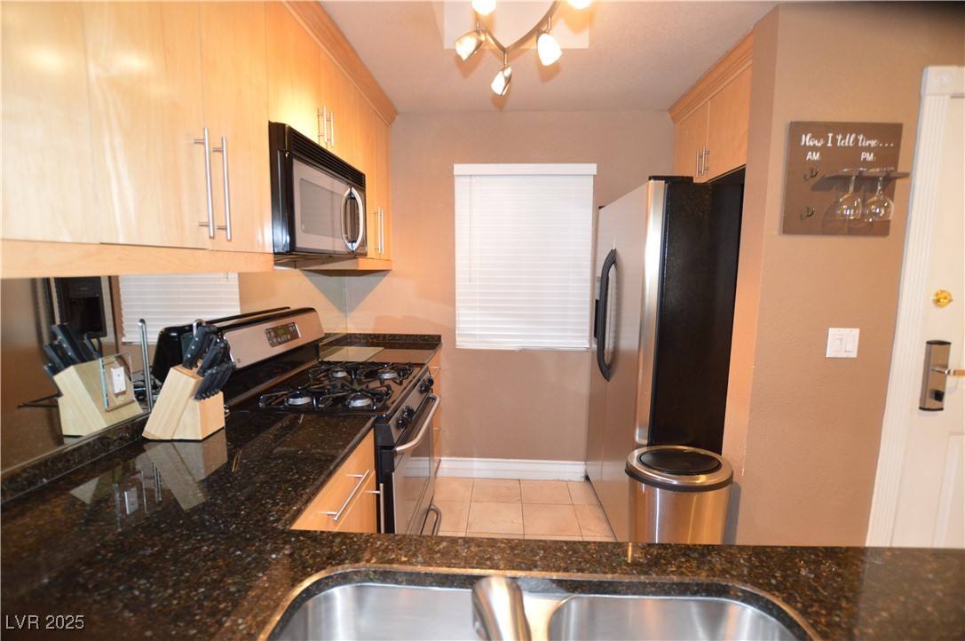 270 FLAMINGO Road 207