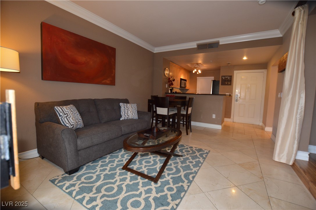 270 FLAMINGO Road 207