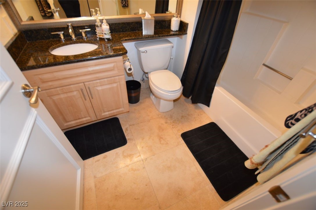 230 East FLAMINGO Road 128