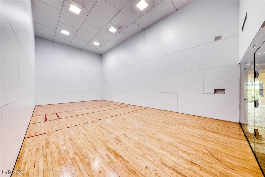 270 East Flamingo Road 136