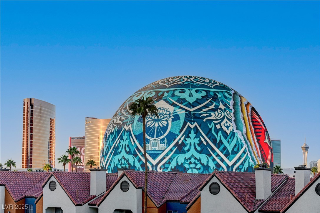 230 East Flamingo Road 323