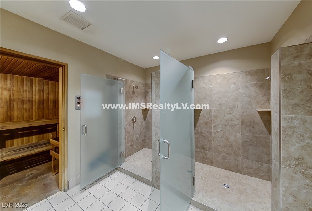 270 East FLAMINGO Road 107