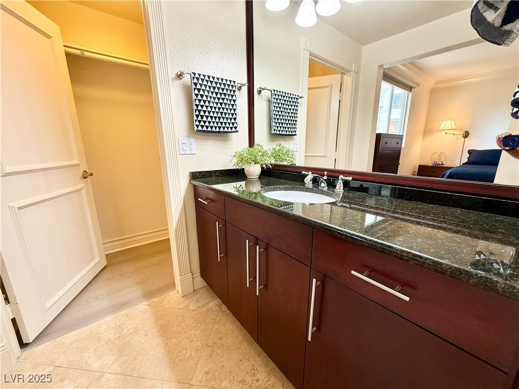 270 East Flamingo Road 106