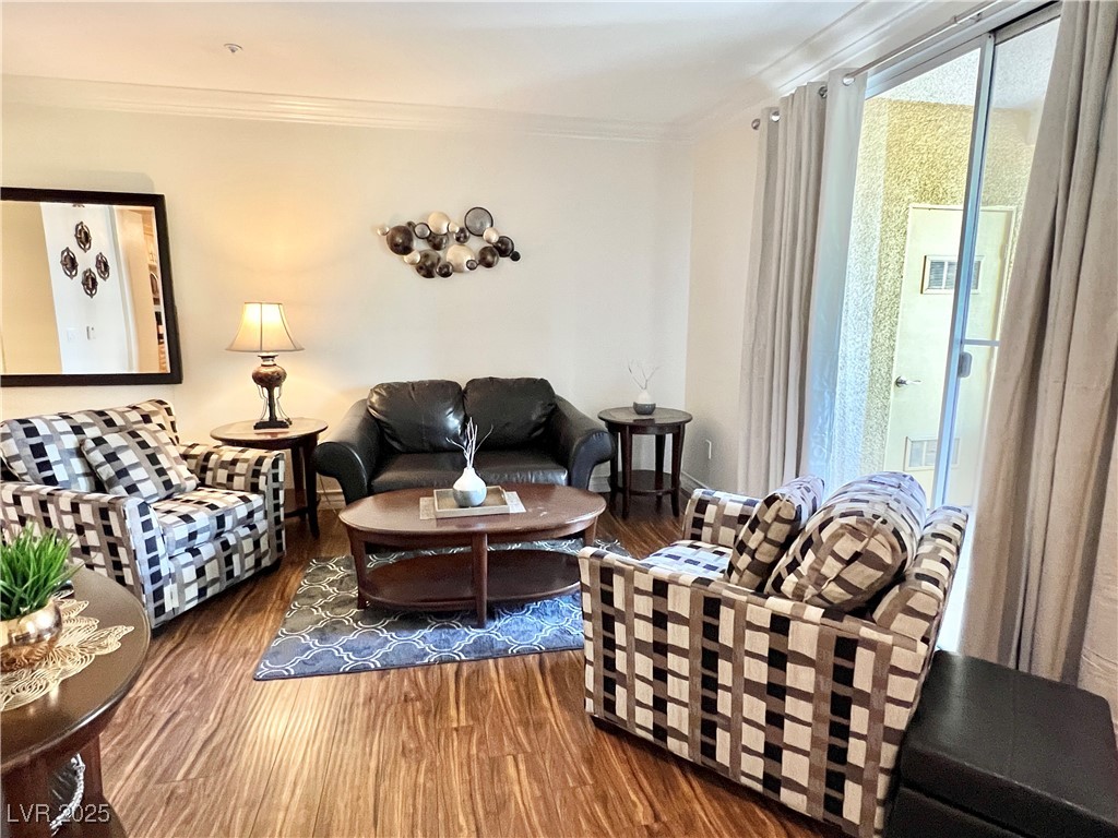 270 FLAMINGO Road 208