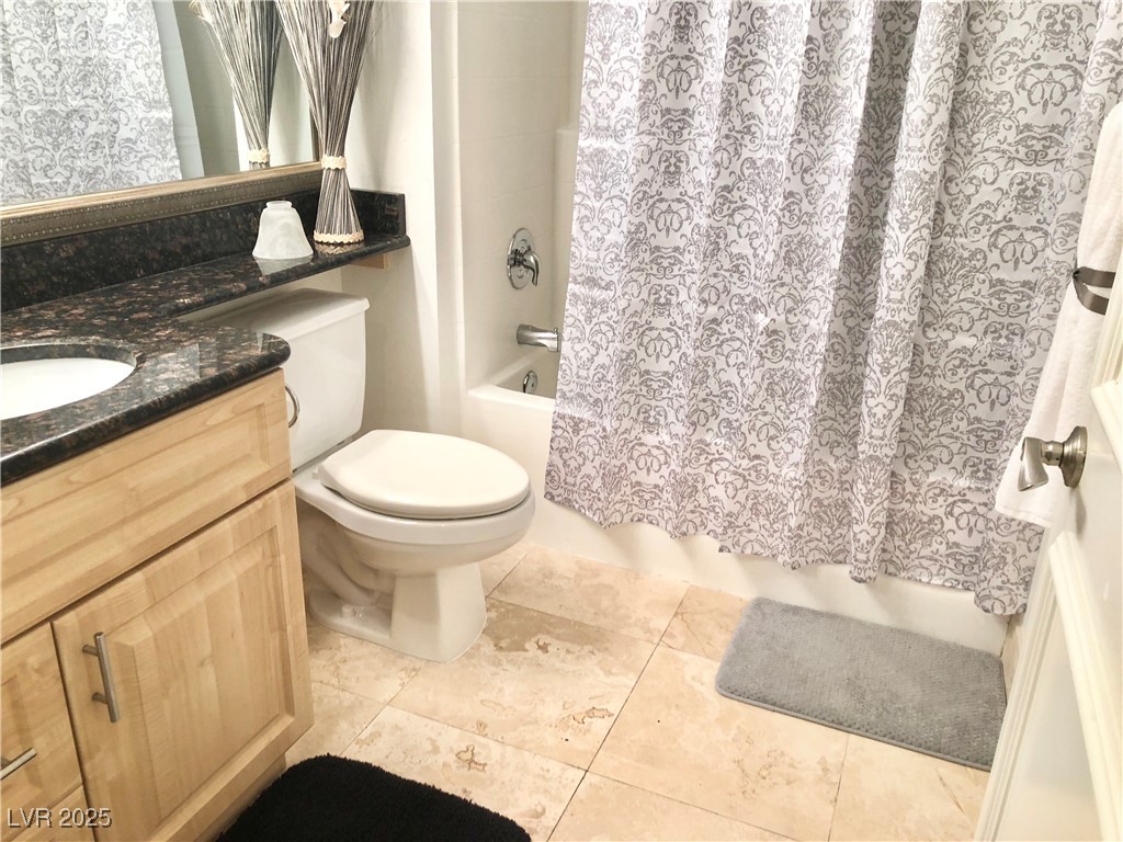 270 FLAMINGO Road 208