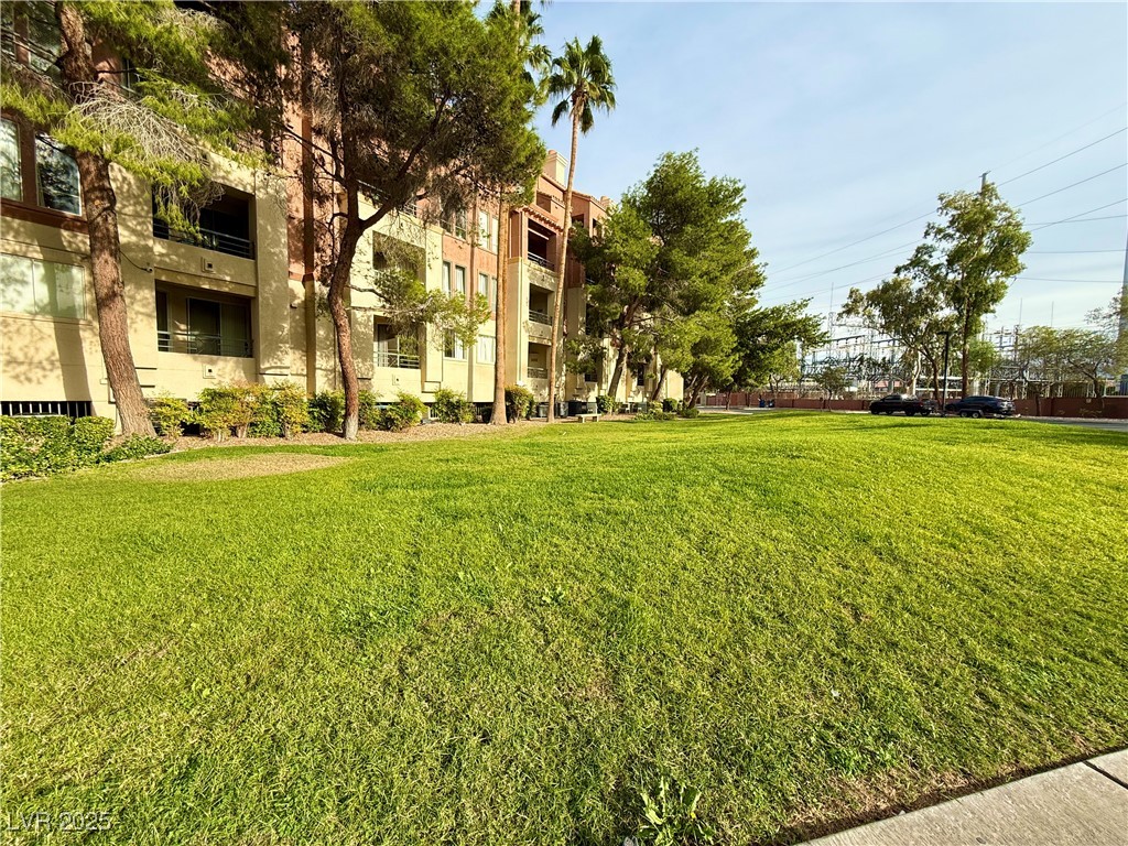 220 Flamingo Road 125