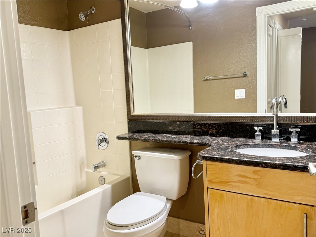 220 Flamingo Road 125