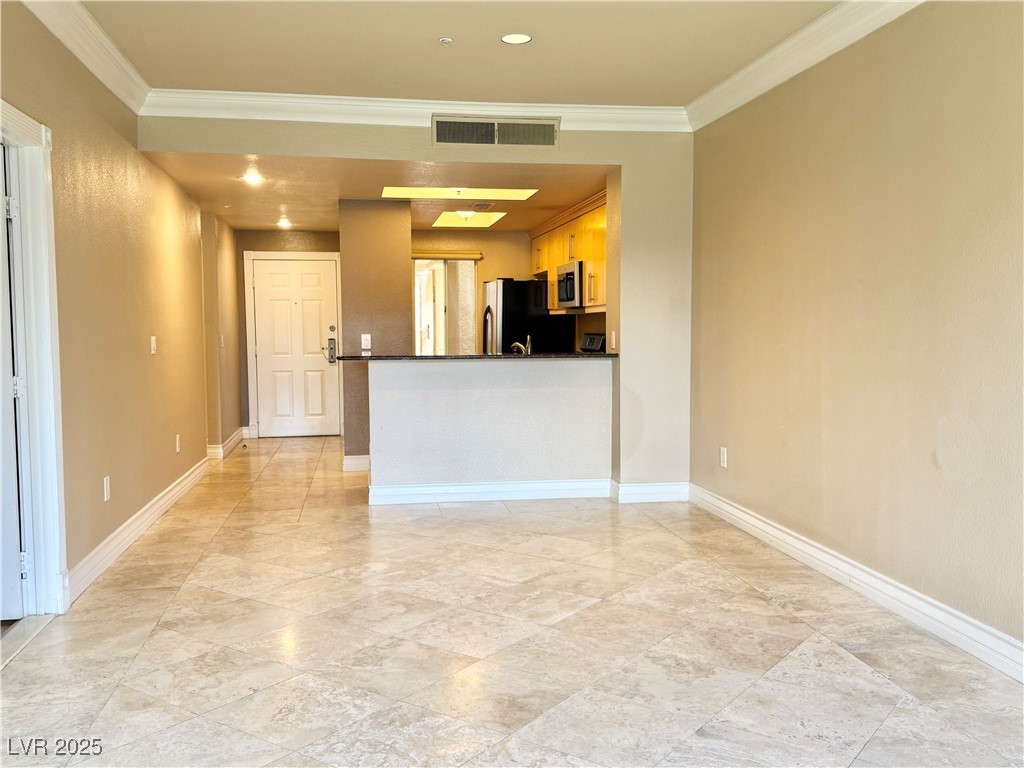 220 Flamingo Road 125