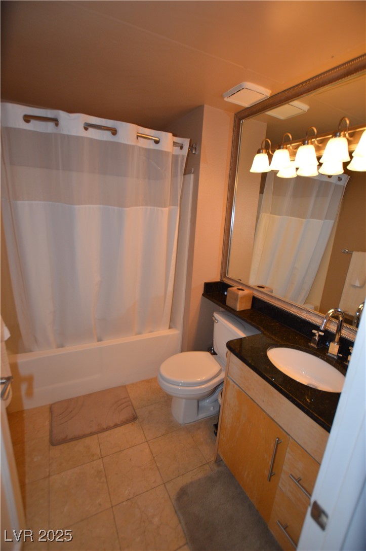 220 East FLAMINGO Road 327