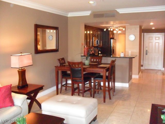 220 East FLAMINGO Road 113